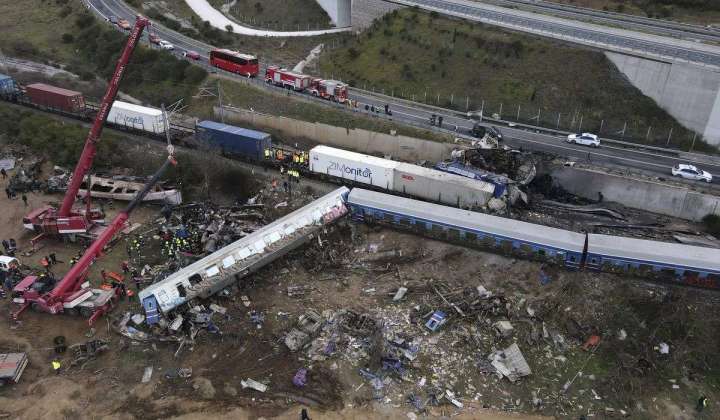 Greek stationmaster arrested after crash kills at least 36
