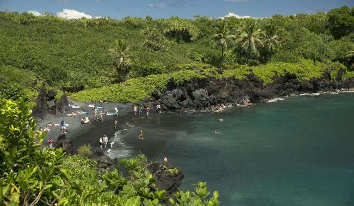 Paying for paradise? Hawaii mulls fees for ecotourism crush