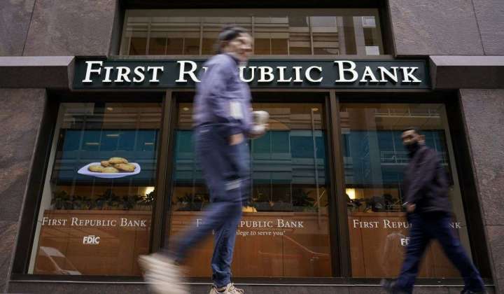Gallup: Half of adults anxious about money after bank collapses