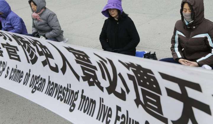 US: Chinese agents paid bribes in plot to disrupt anti-communist Falun Gong movement