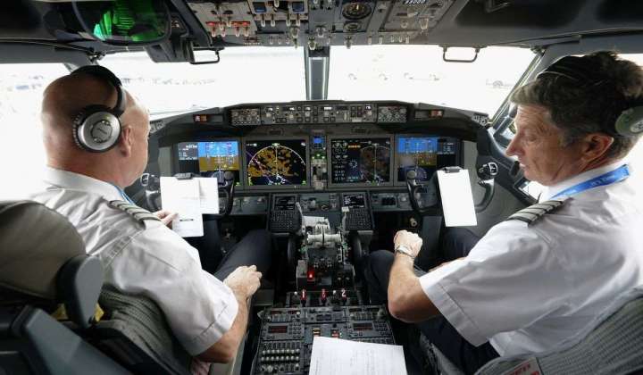 New commercial planes must have second cockpit-blocking barrier by mid-2025