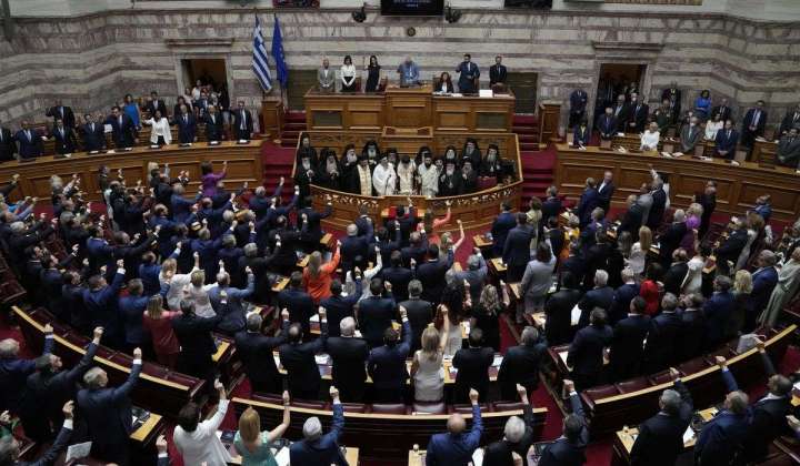 Greece’s new parliament sworn in following conservative party’s election victory