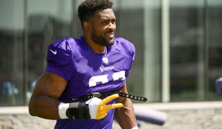 Vikings’ Hunter is happy to be over the contract hump, for now, and get back to practice