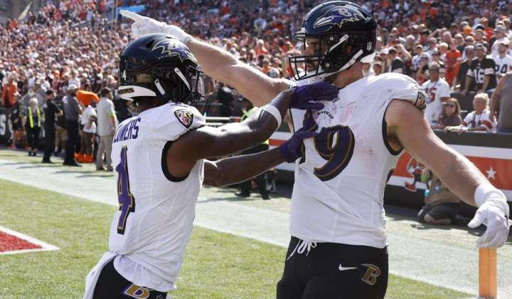 Jackson has 4 TDs as Ravens roll to win over Browns, rookie QB Thompson-Robinson