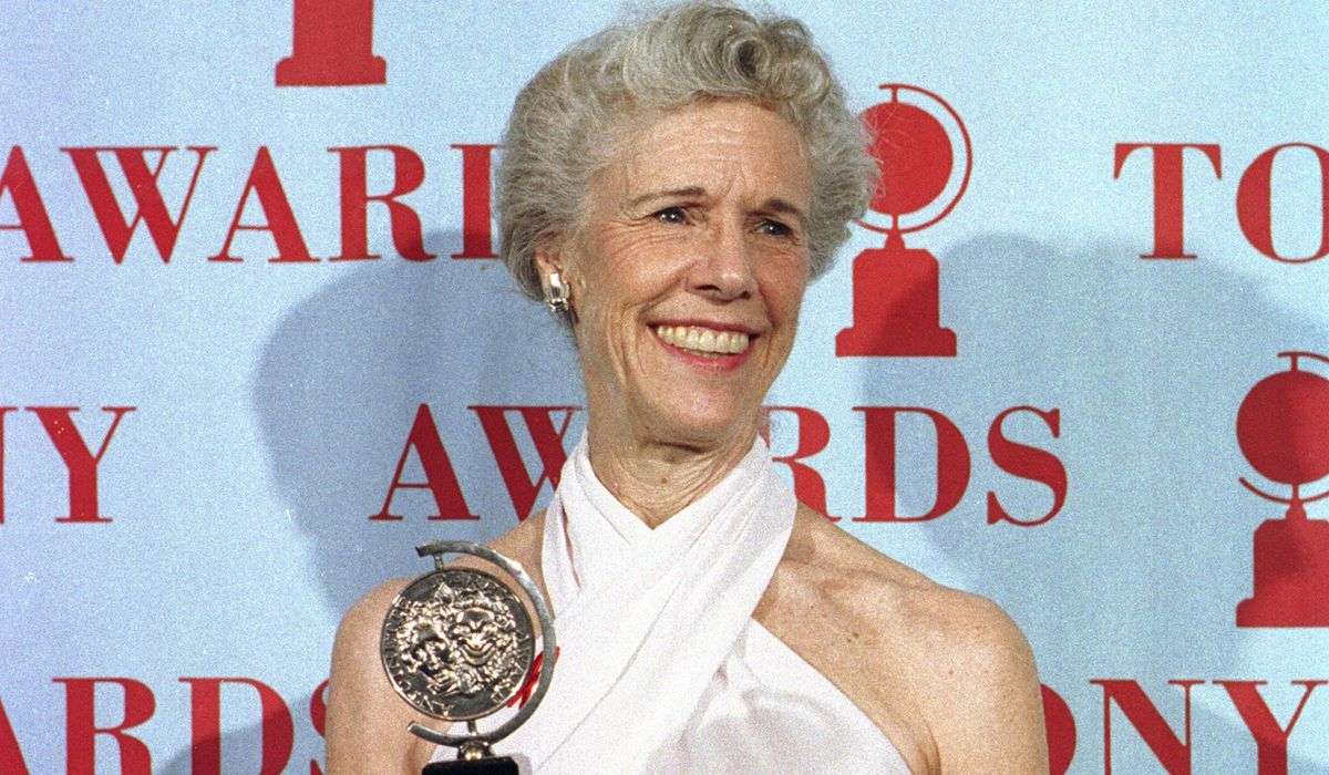 Frances Sternhagen, familiar maternal face on TV, dies at 93