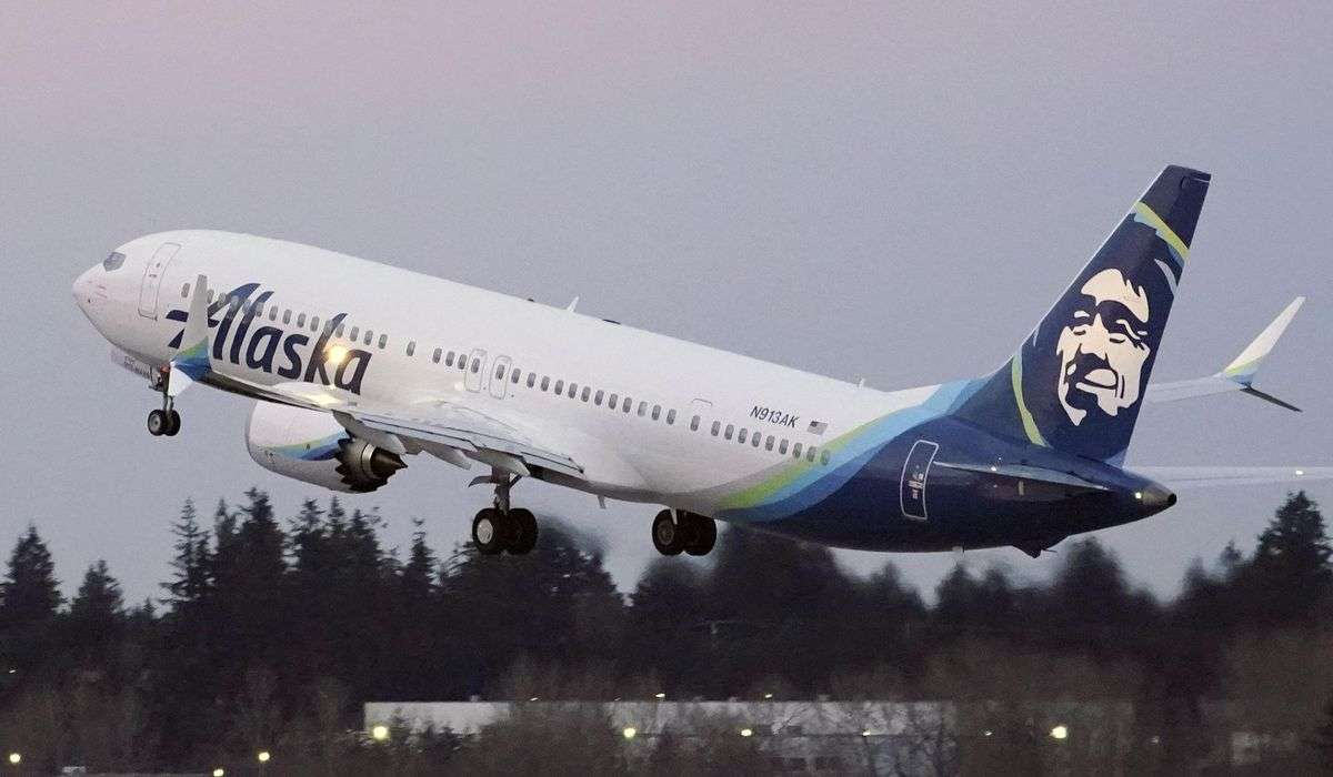 Alaska Air Group to buy Hawaiian Airlines in a $1.9 billion deal with debt