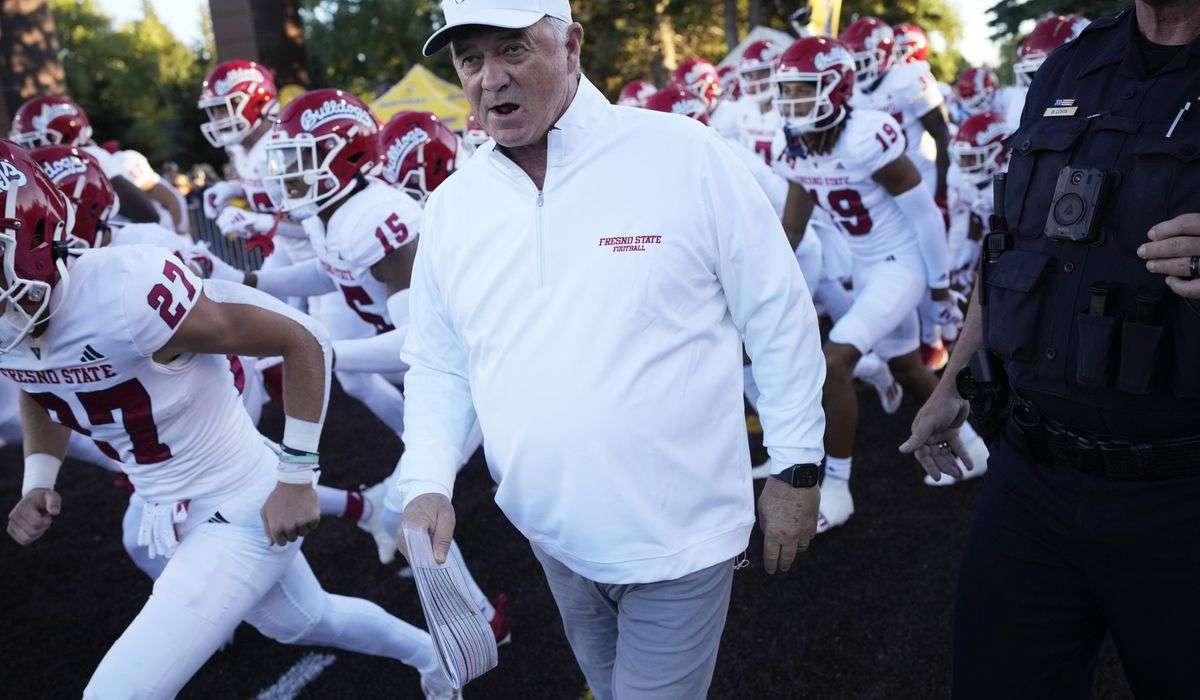 Fresno State football coach Jeff Tedford stepping away for health reasons
