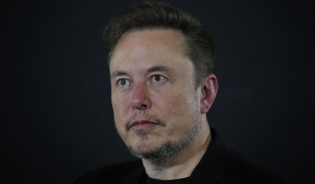 Musk seeks $1 billion for his xAI startup