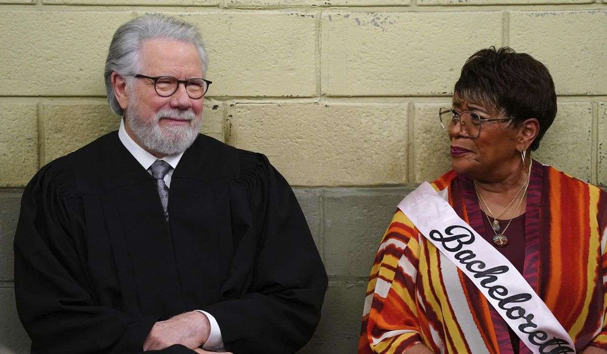 Marsha Warfield, bailiff Roz Russell on ‘Night Court,’ returns to the show that has a ‘big heart’